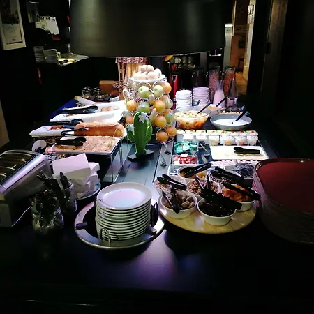 酒店 巴约钟楼酒店 3*