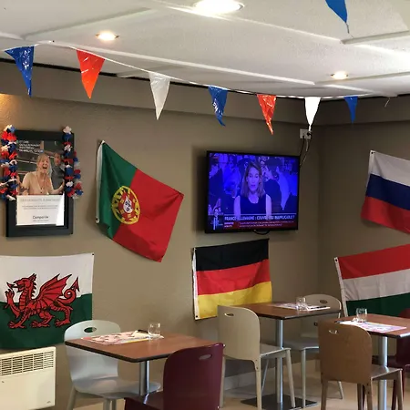 Campanile Отель 3*