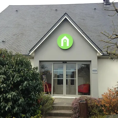 Campanile 3* Байе